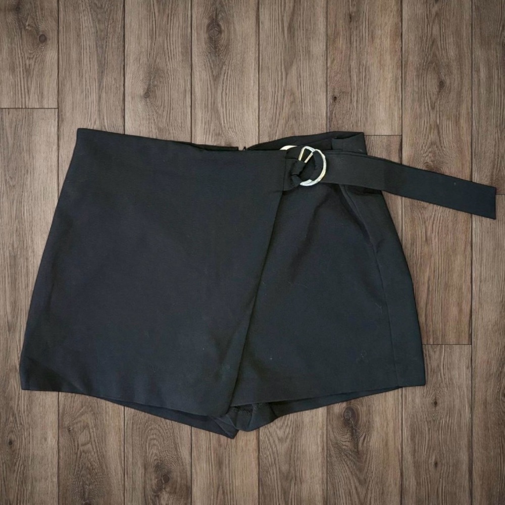 Black Women’s Wrap Style Skort‎